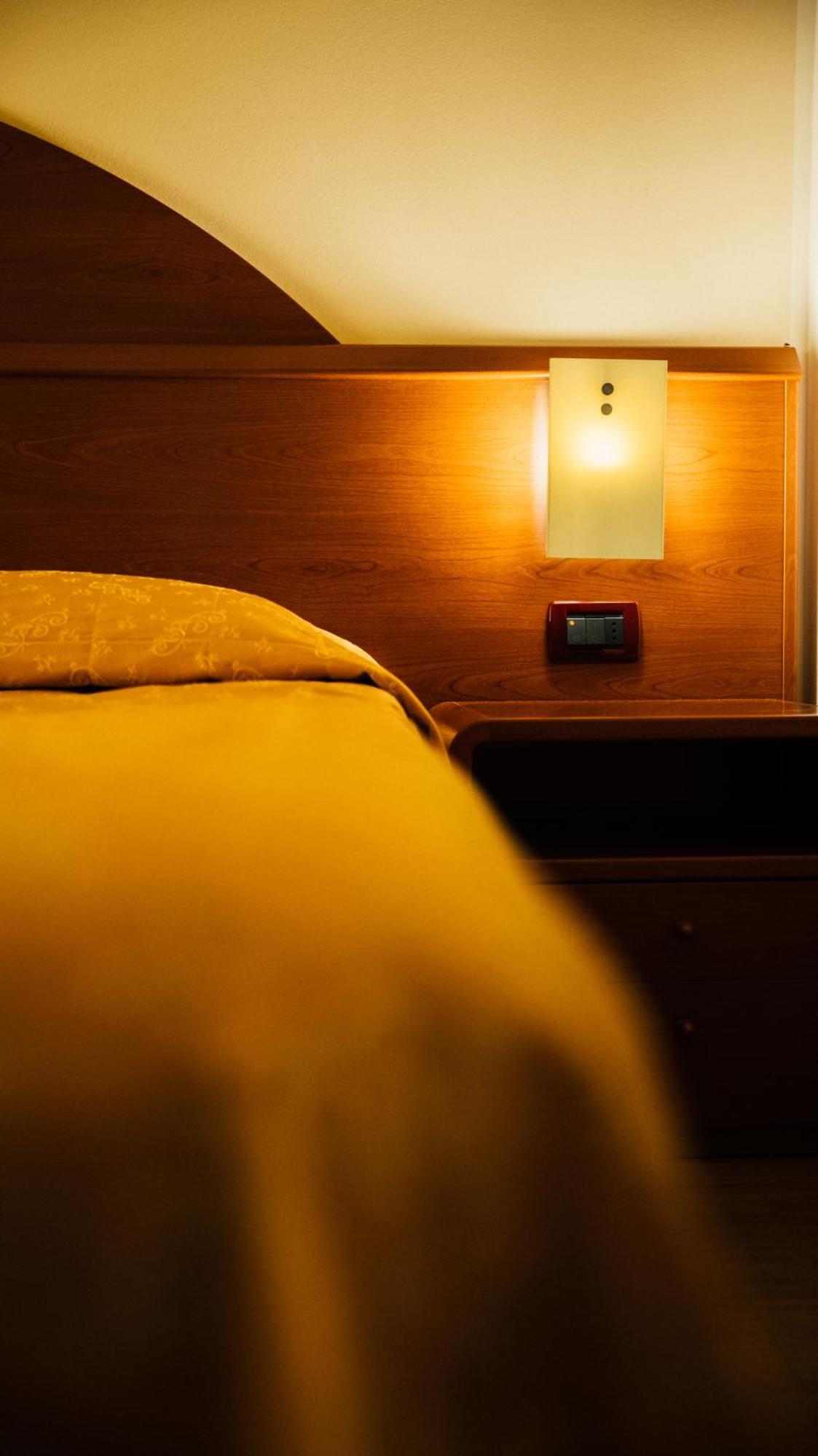Hotel Mary Rose Λατζίζε Εξωτερικό φωτογραφία