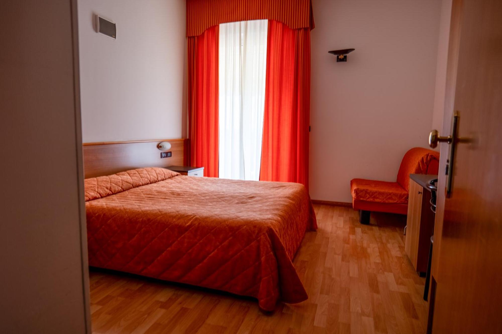 Hotel Mary Rose Λατζίζε Εξωτερικό φωτογραφία