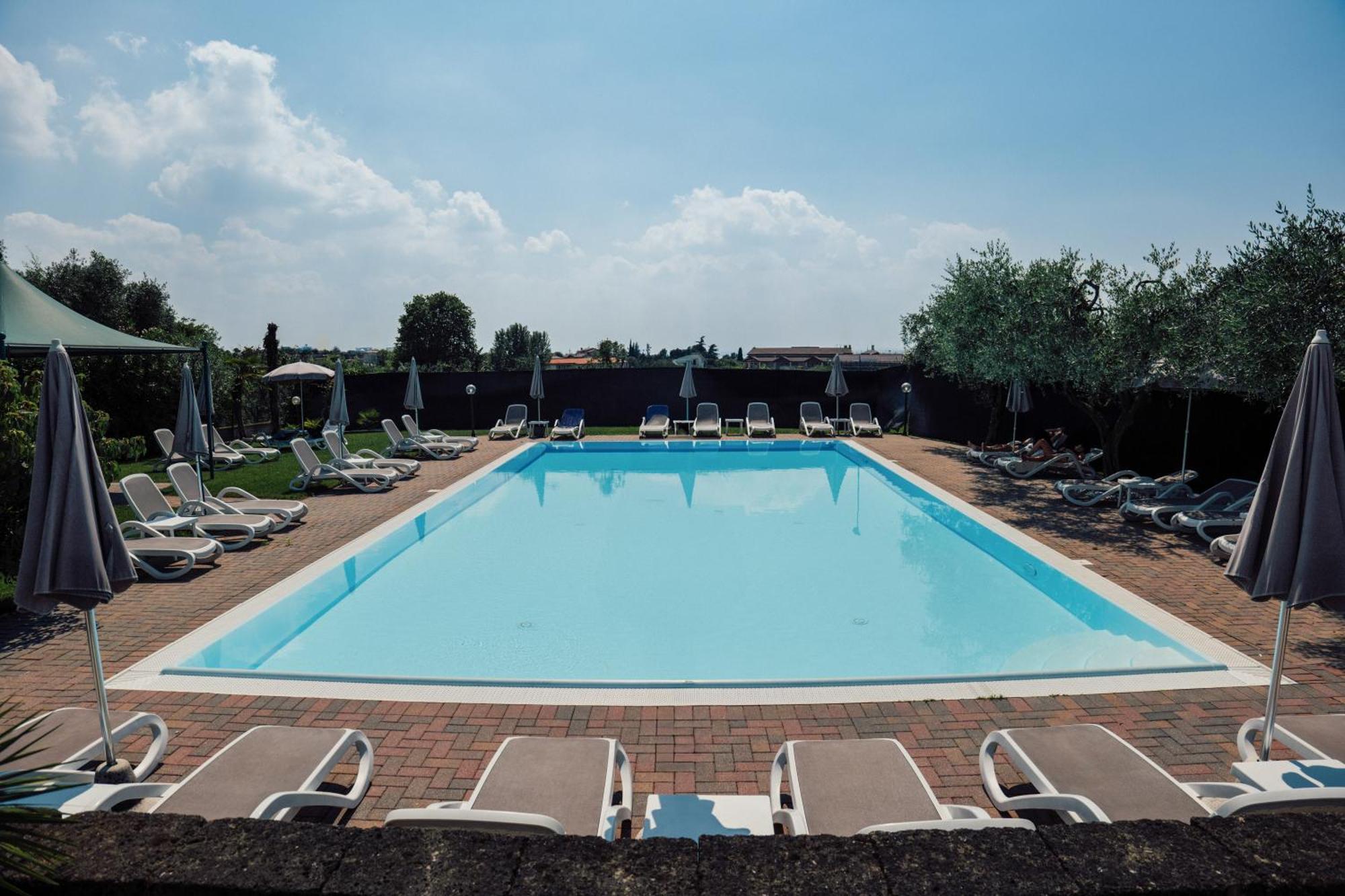 Hotel Mary Rose Λατζίζε Εξωτερικό φωτογραφία