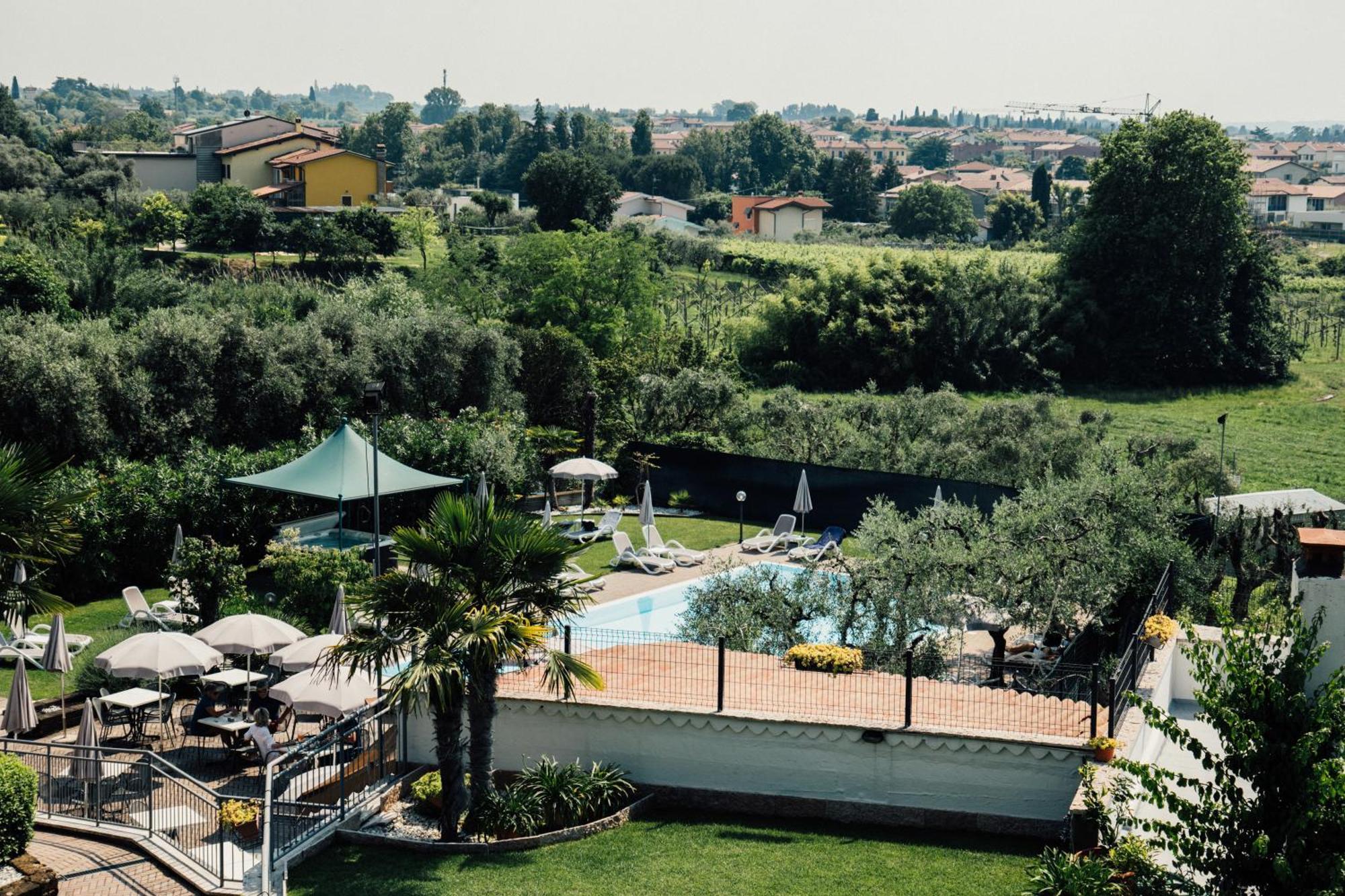 Hotel Mary Rose Λατζίζε Εξωτερικό φωτογραφία