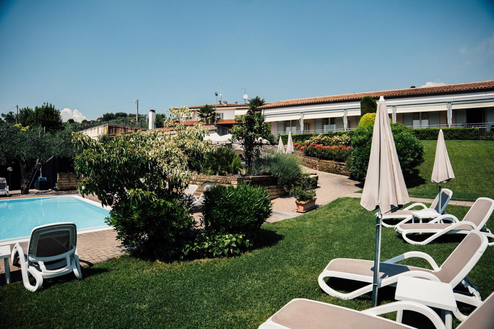 Hotel Mary Rose Λατζίζε Εξωτερικό φωτογραφία