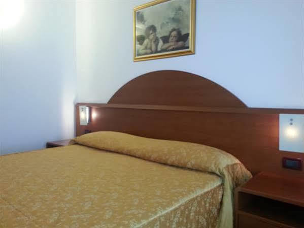 Hotel Mary Rose Λατζίζε Εξωτερικό φωτογραφία